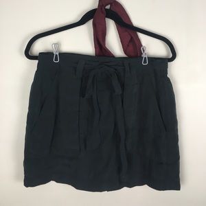 Old Navy skirt- charcoal grey M
